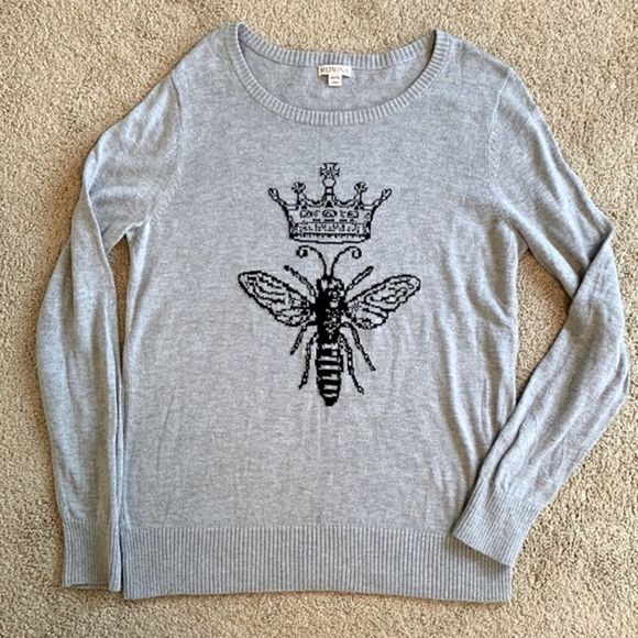 Queen Bee Crewneck Sweater Sz 